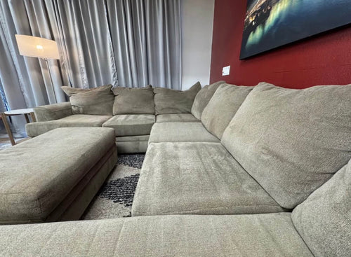 Large Sectional Chaise w/ Storage Ottoman