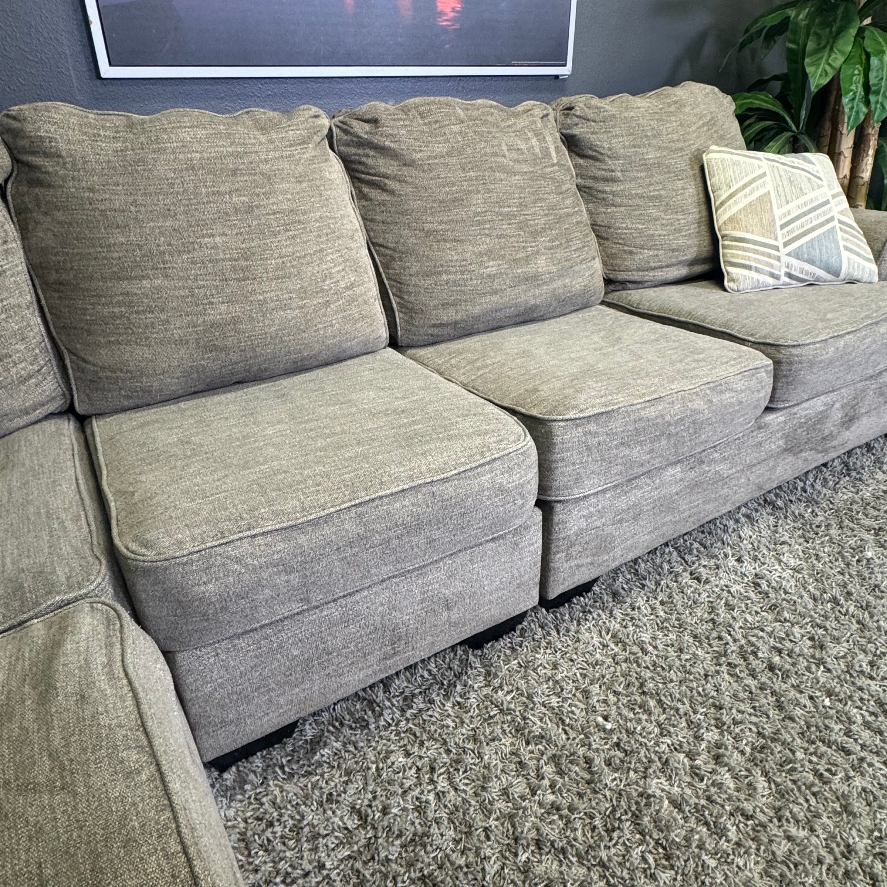Ashley - Gray L Shape Sectional