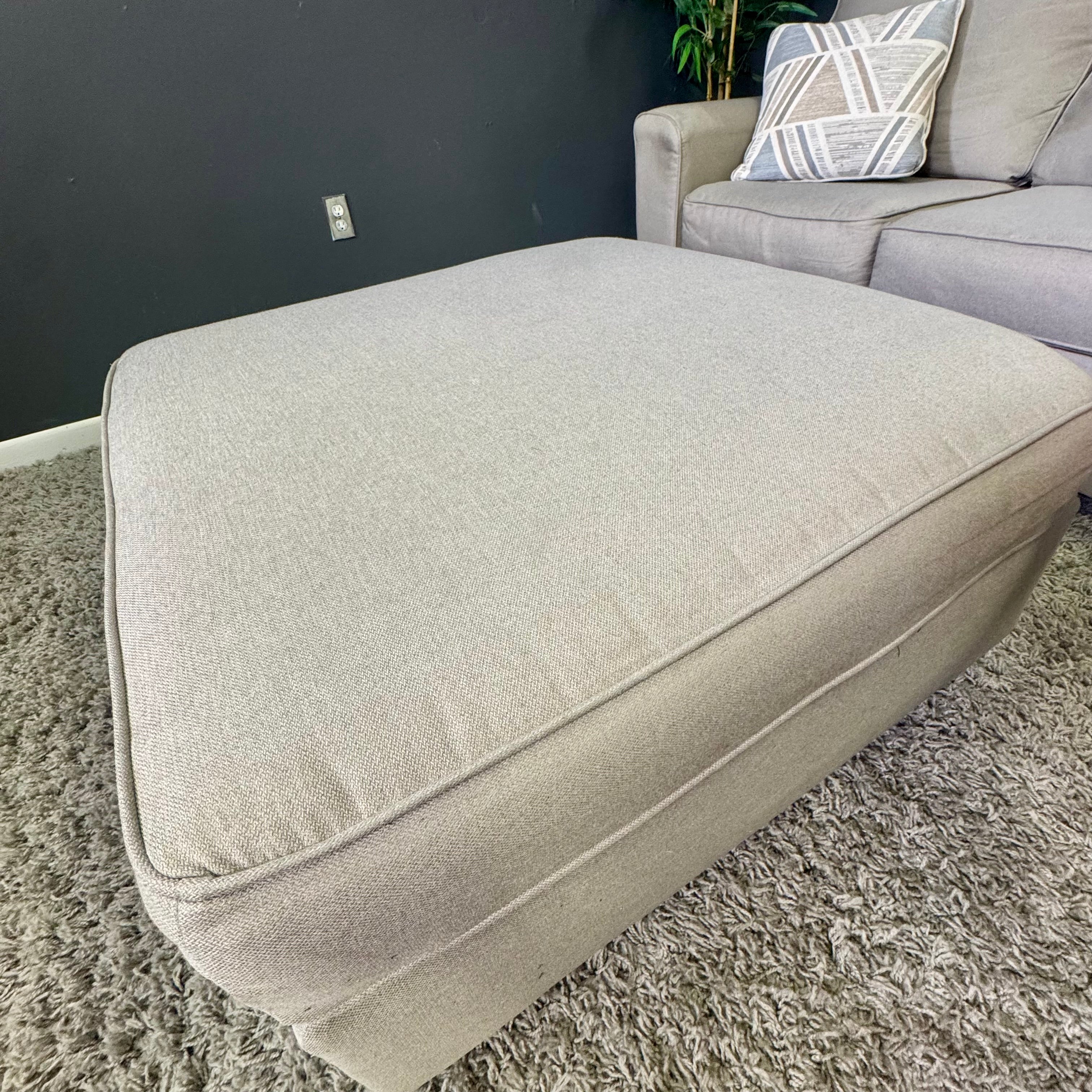 Ashley Furniture- Calicho