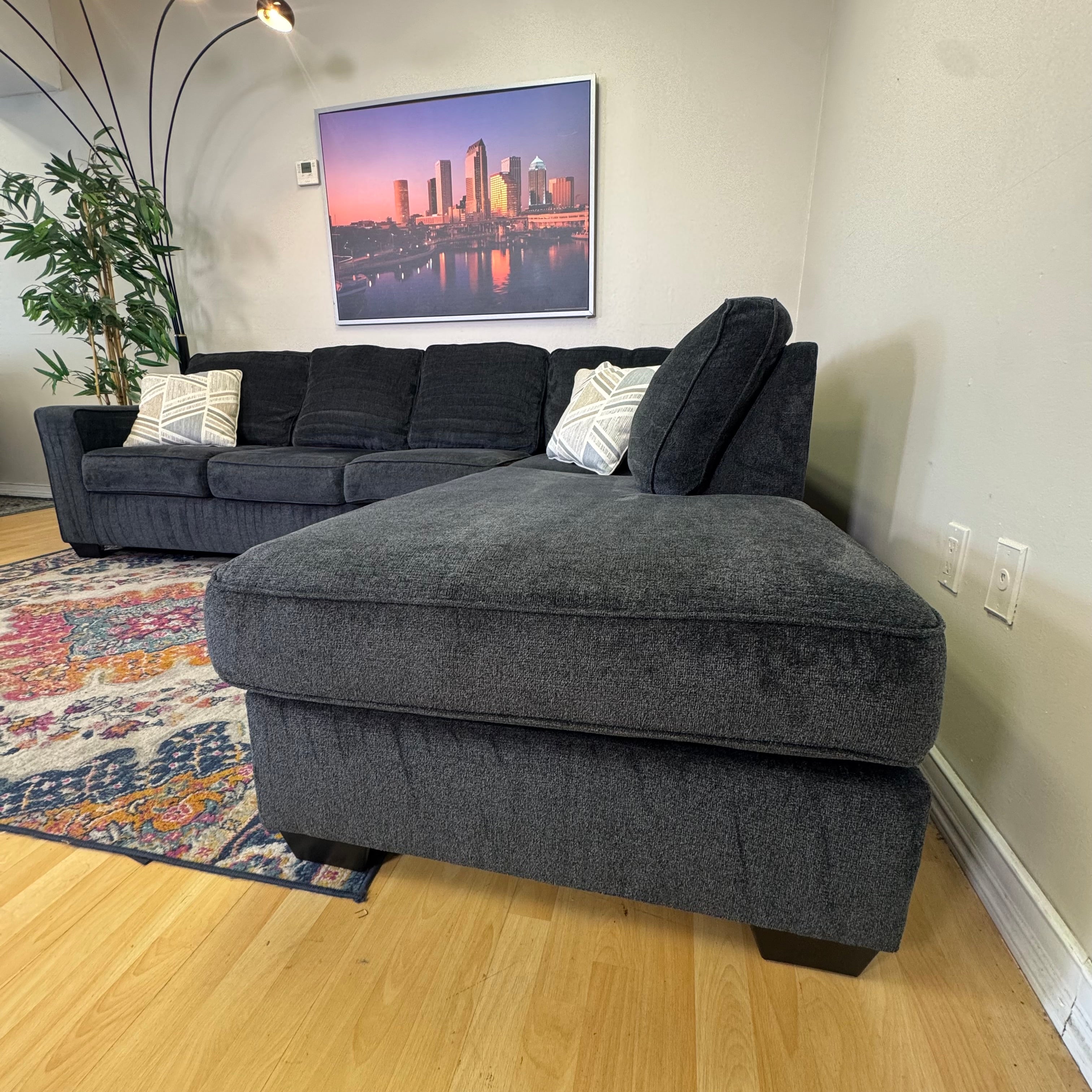 Ashley Furniture- Altari