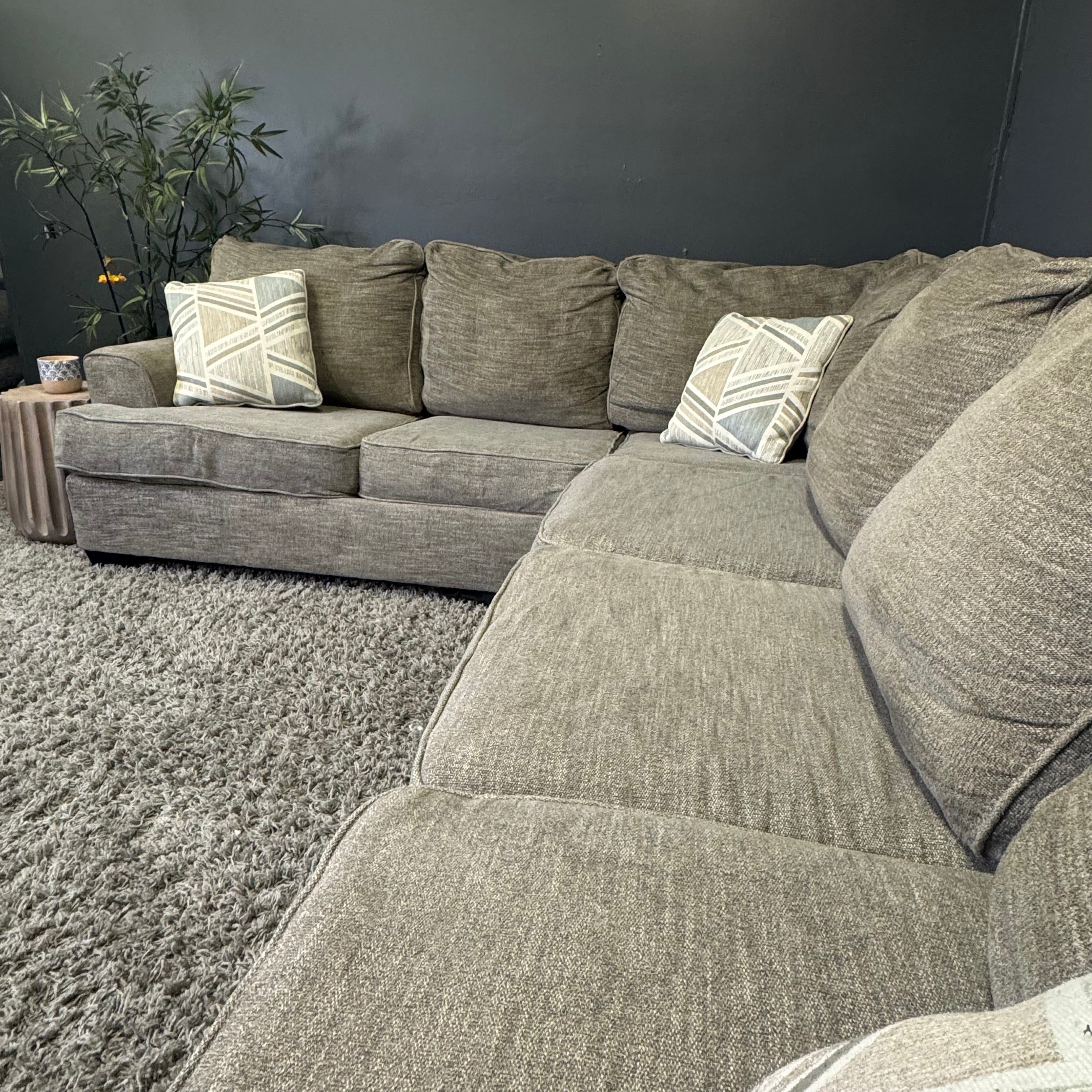 Ashley - Gray L Shape Sectional